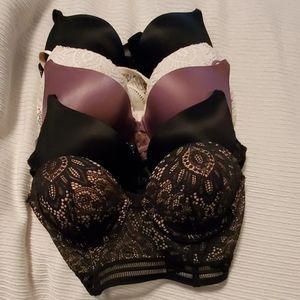 5 34b Victorias Secret Very Sexy push-up bras